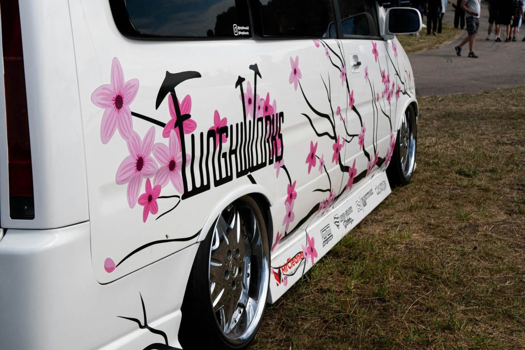 how to quote vehicle wrap jobs without losing the customer